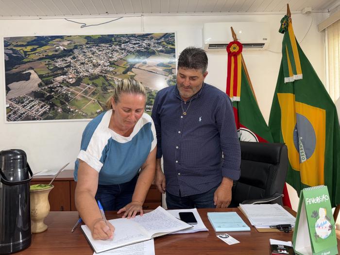 Presidente da Câmara assume como Prefeita Municipal de Ibirapuitã