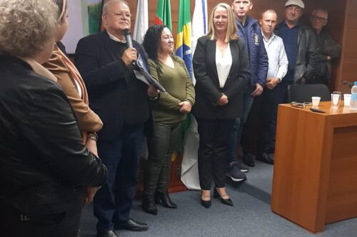 VEREADORA ROBERTA MULLER PARTICIPA DE SEMINÁRIO ESTADUAL E É NOMEADA VICE-PRESIDENTE REGIONAL NA COMISSÃO TEMÁTICA DA UVERGS